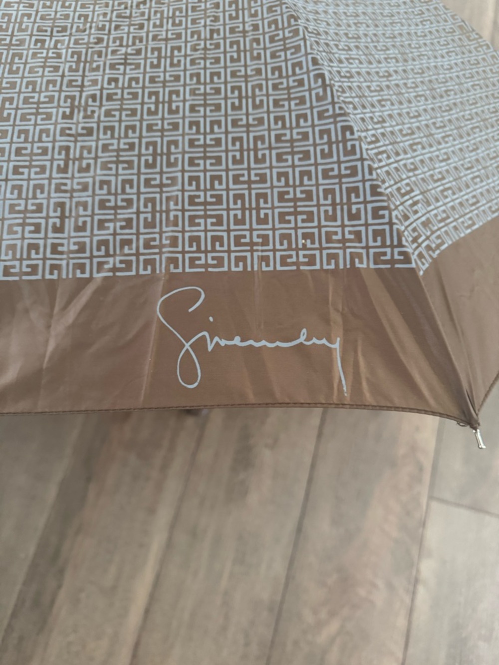Givenchy Brown Monogram Folding Umbrella - Picture 2 of 4